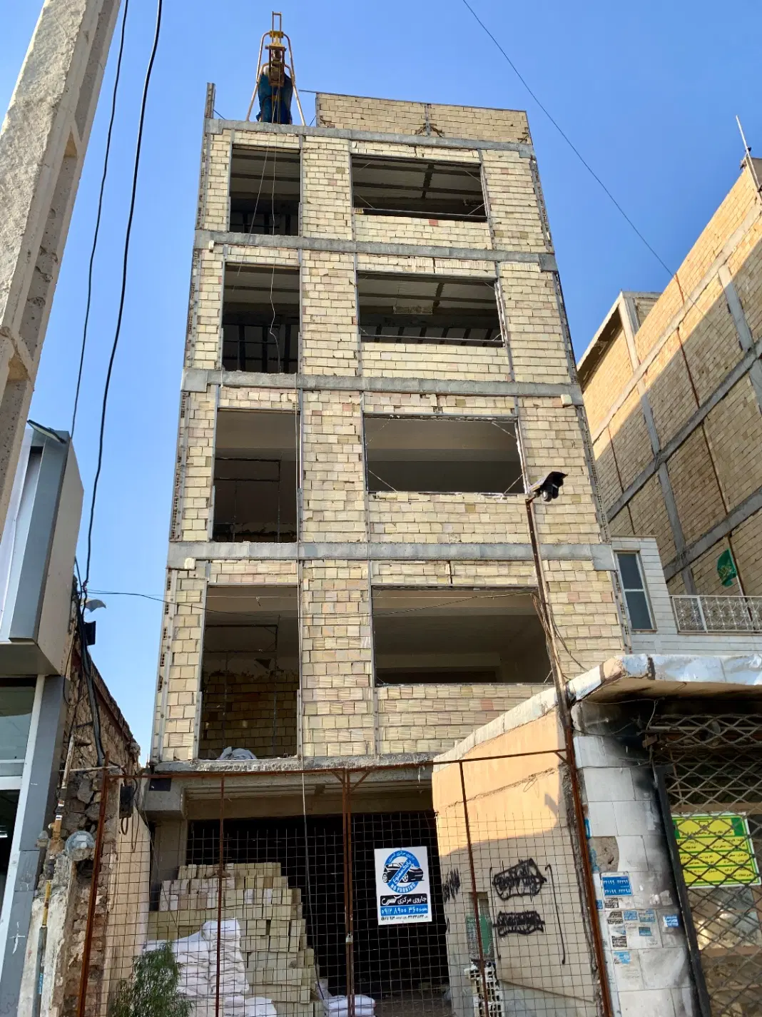 138متر نواب خیابان سلمانی فروش فوق العاده