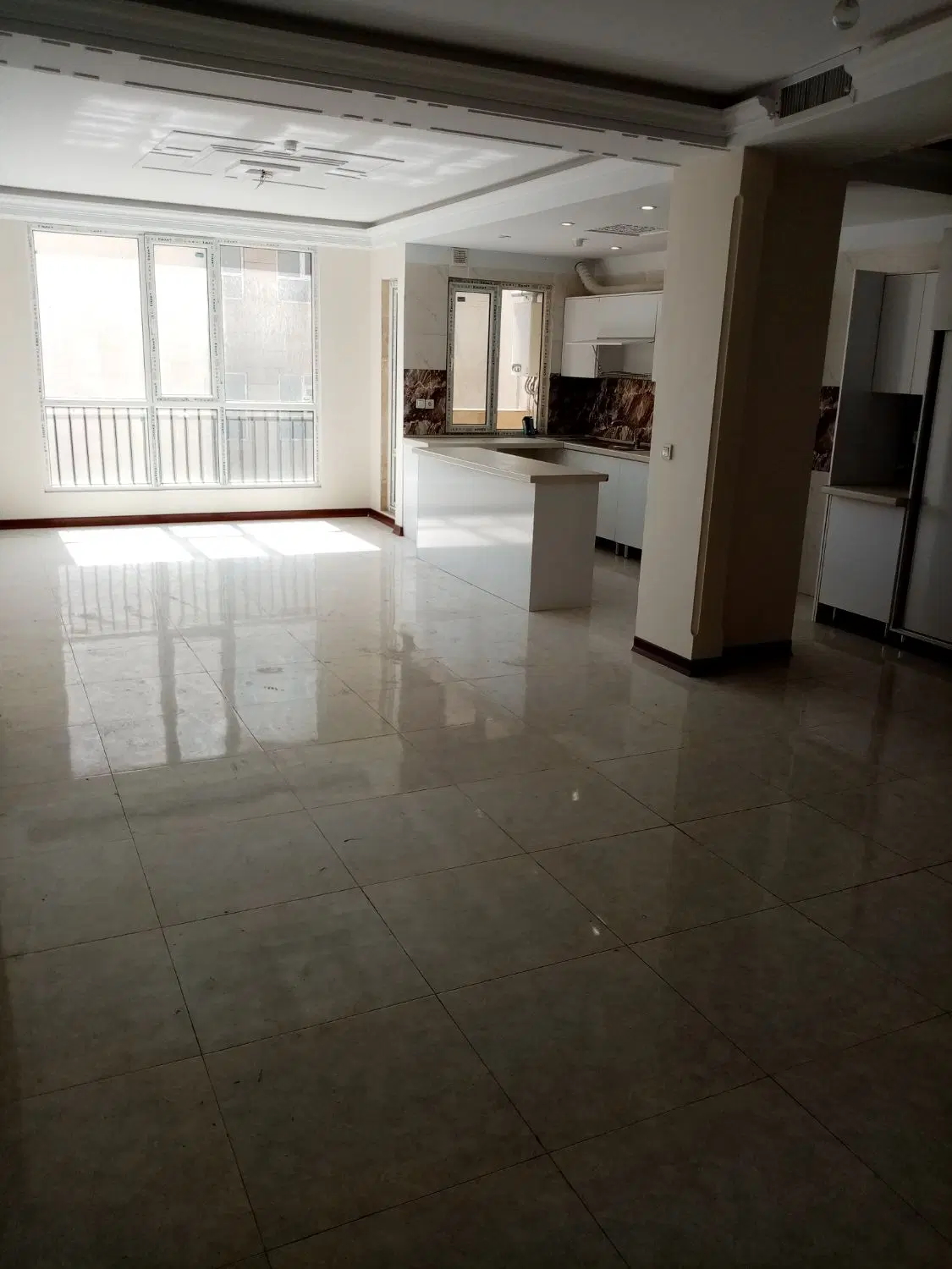 97متر دوخوابه فول امکانات نوساز از دوطرف نور