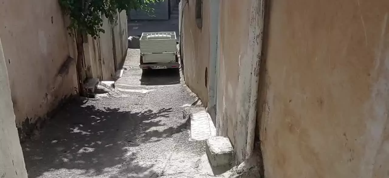 خانه‌۵۰‌متری‌عباس‌اباد‌کوچه‌خرداد‌۱۵