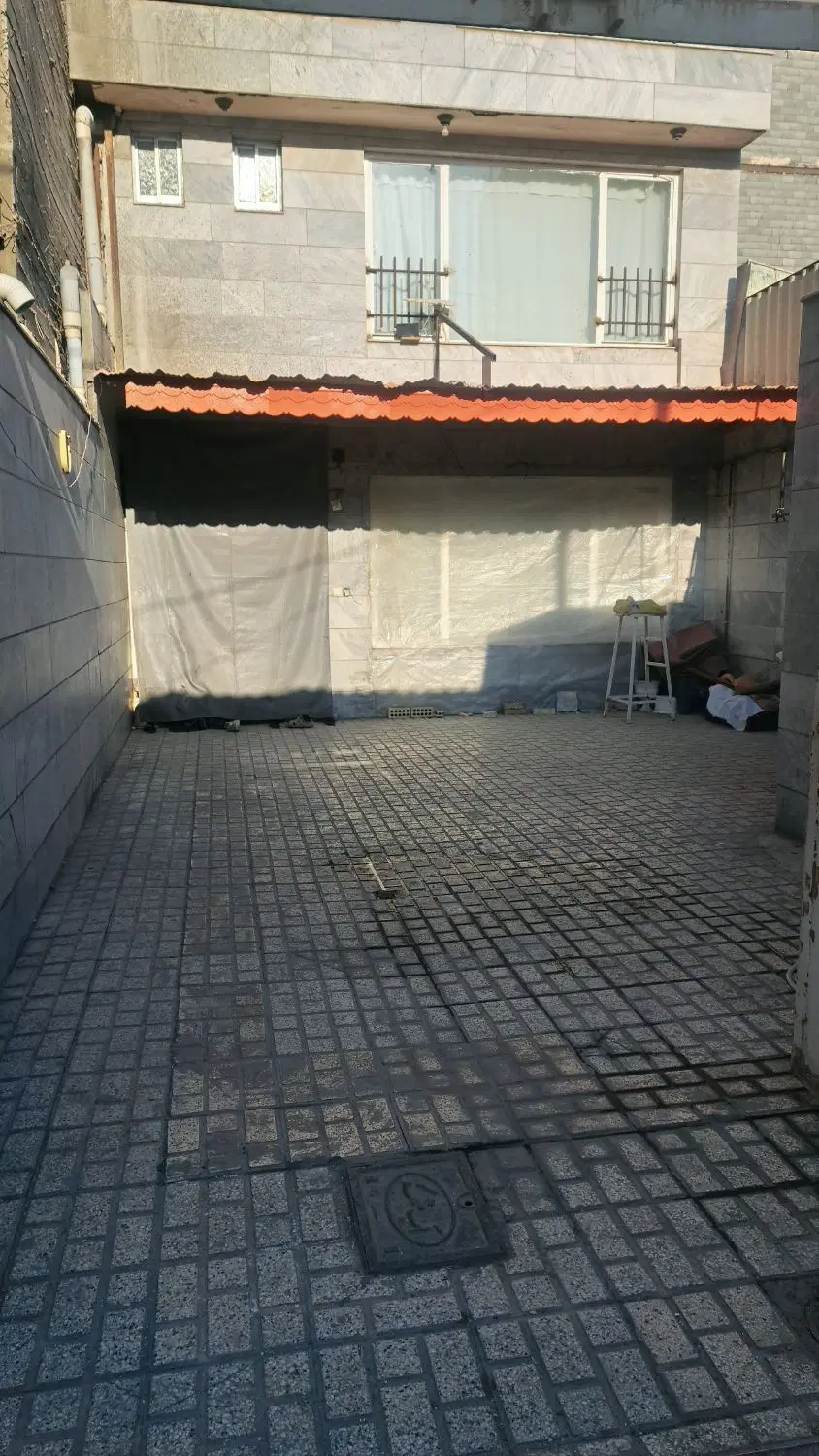 ملک مسکونی فروشی