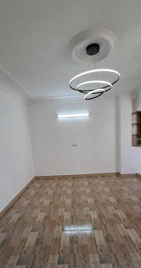 ۴۷متر با پارکینگ تخلیه