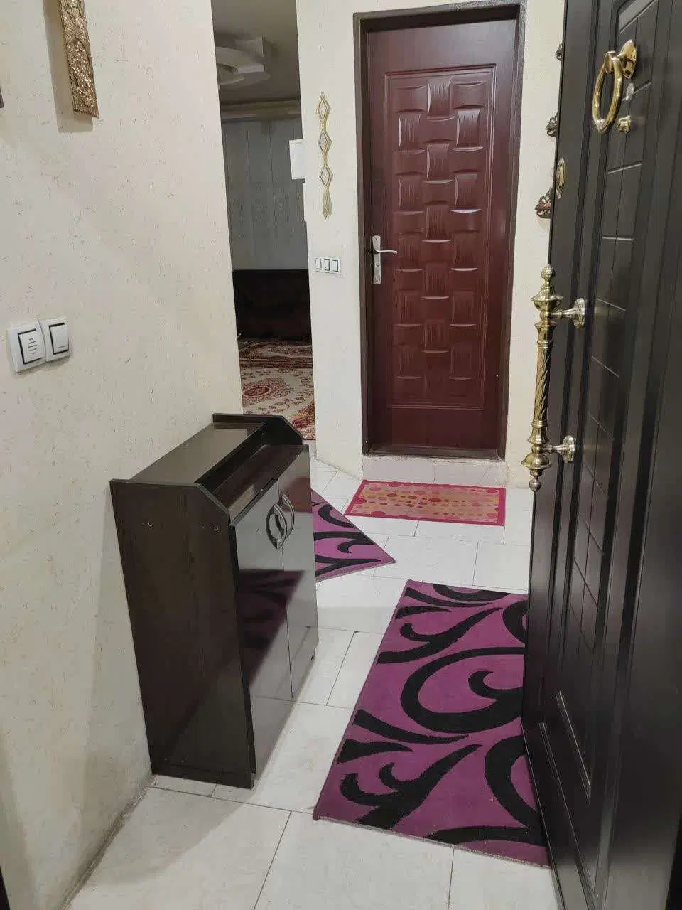آپارتمان ۶۸متری سند دار مفتح  (روبرو بازار فردوسی)