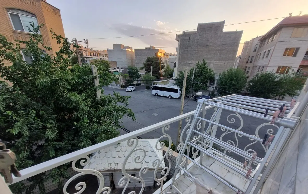 آپارتمان ۹۰ متری ولیعصر _فول بازسازی