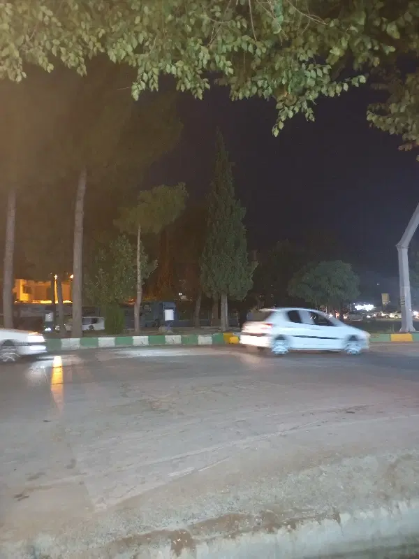 زمین زیباشهر