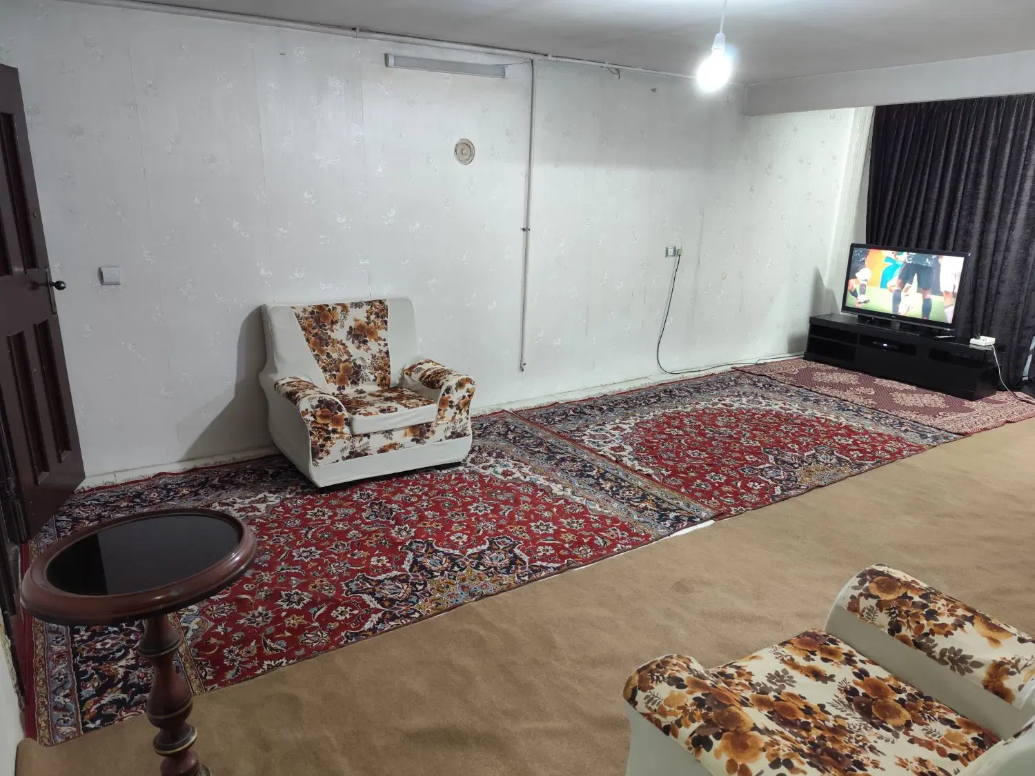 اجاره آپارتمان مبله نزدیک حرم و بازار هفده‌ شهریور