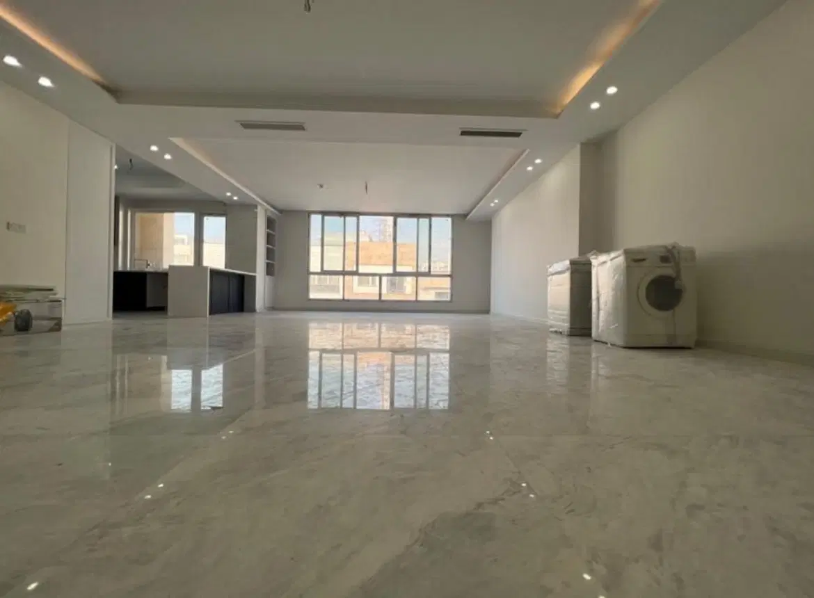 ۱۵۰ متر۳خواب جنوبی آفتابگیر شهرک راه آهن_کوهک