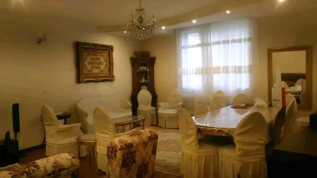 دارآباد ۹۰ متر ۲ خواب