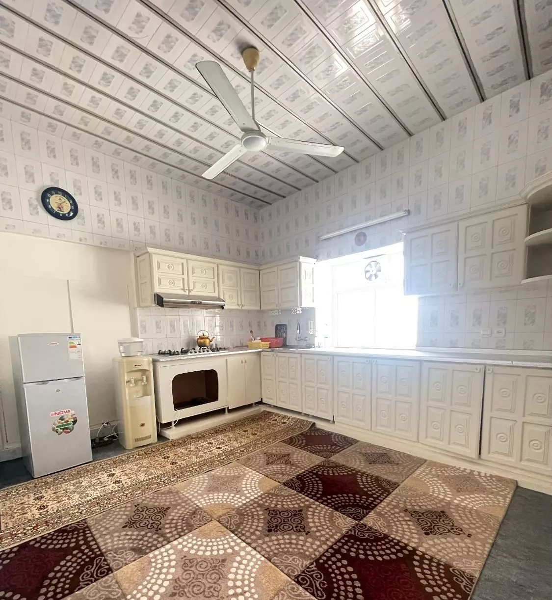ویلایی تمیز شبانه دربست خیابان دانش(فست‌فودی‌ها)