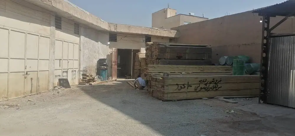 ۴ دهنه مغازه