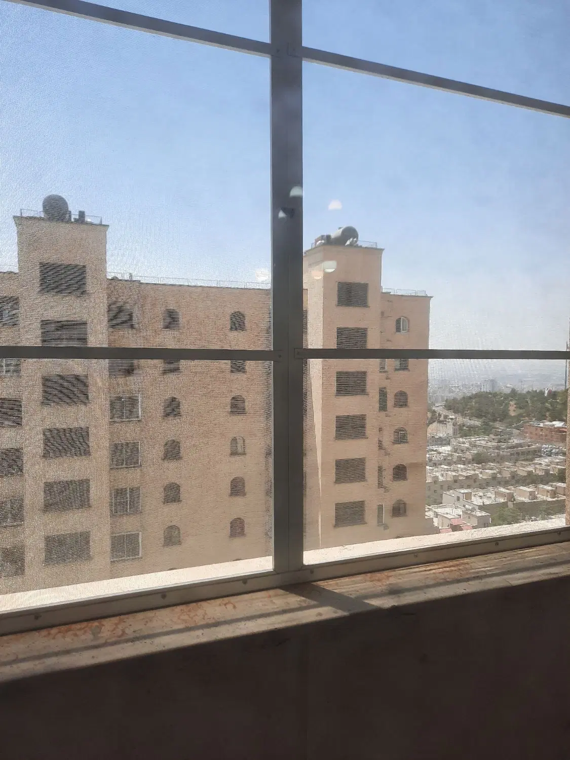 سعادت اباد شهرک بام تهران