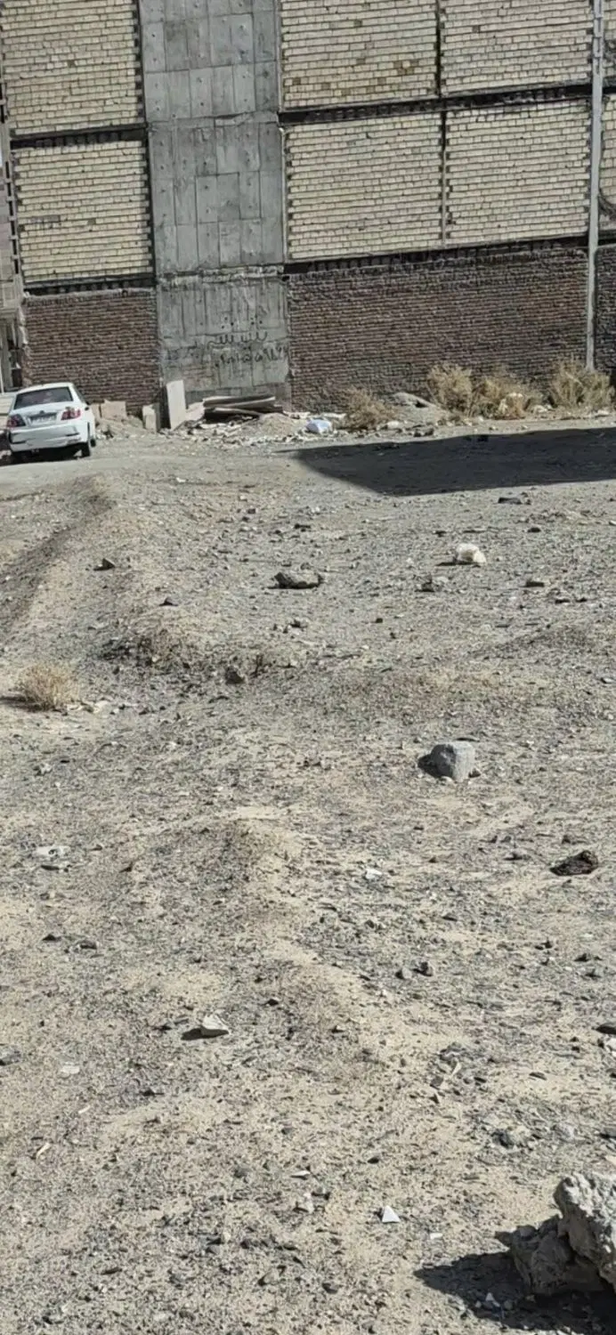 زمین راسته خیابان ورزش ۲۴