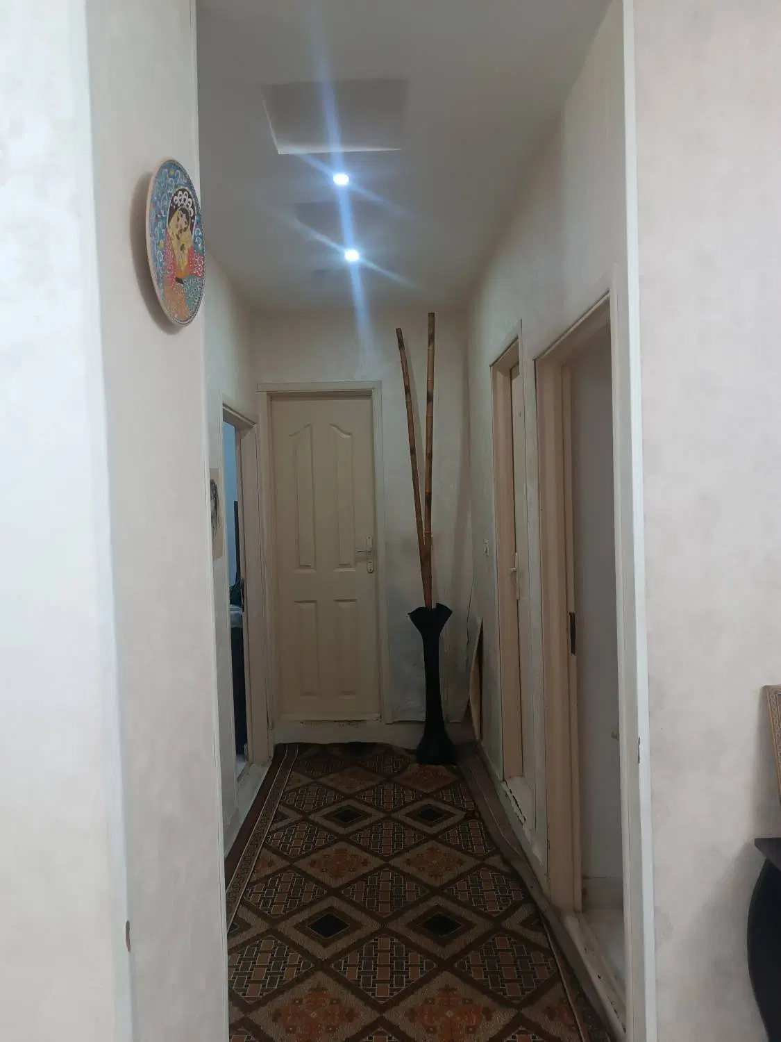 آپارتمان طبقه دوم افتاب یک