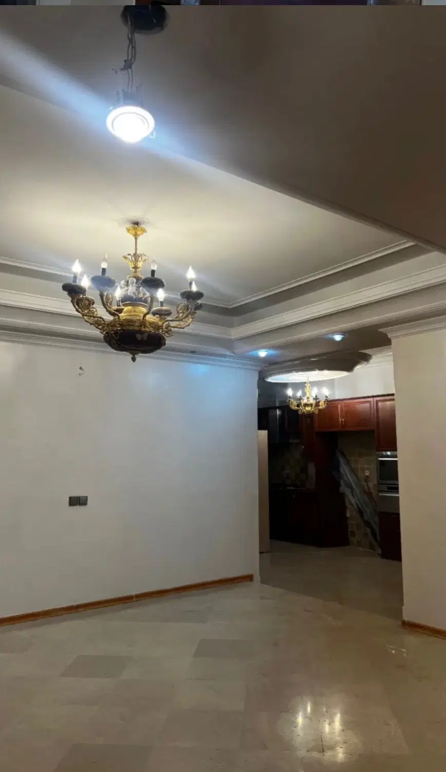 آپارتمان ۳۰۰متری در بلوار سجاد_بزرگمهر شمالی