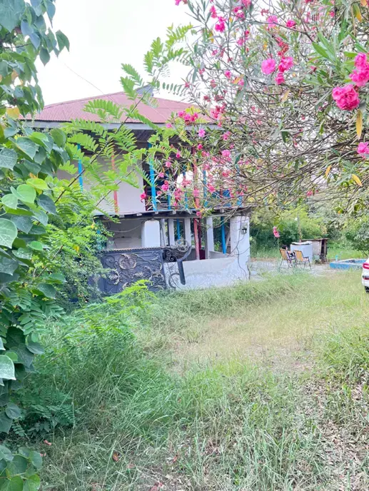 ۴۵۰متر زمین و خانه بهمراه پروانه ساخت در سقالکسار