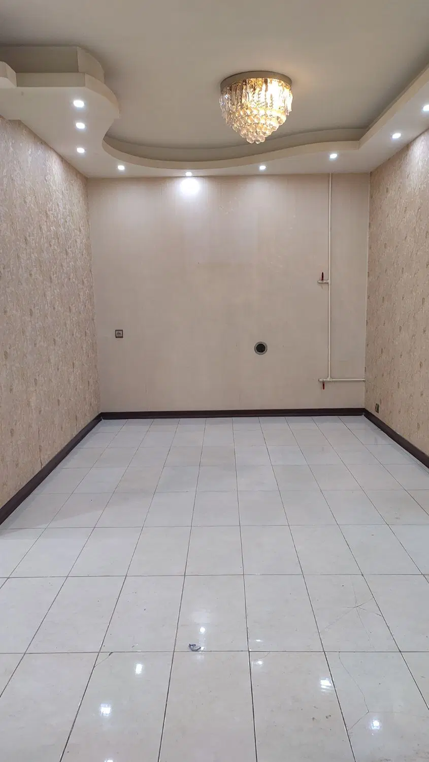 خانه ویلایی مرتب 200متری به رهن کامل میرسد