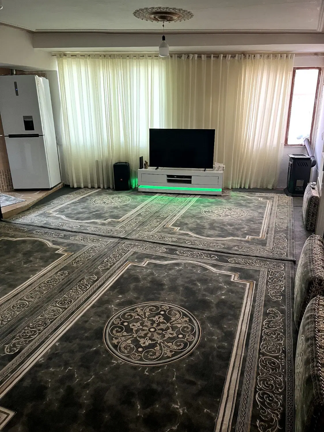 خانه ۶۵ متری طبقه سوم
