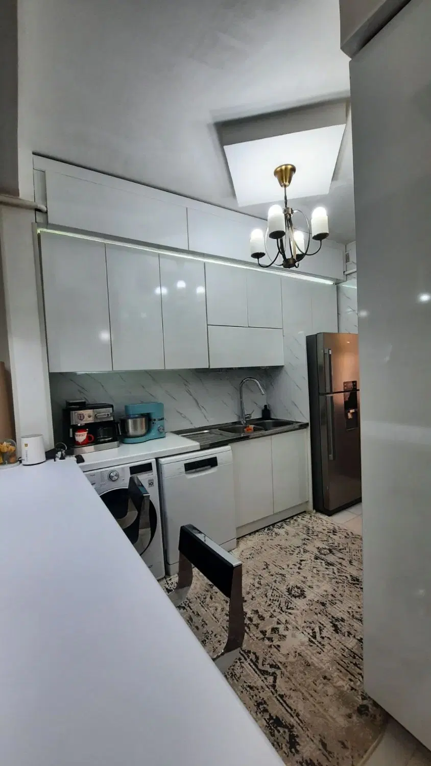۷۴ متری جانبازان زیر قیمت
