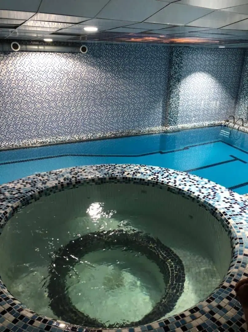 اجاره ویلا استخر و جکوزی دار