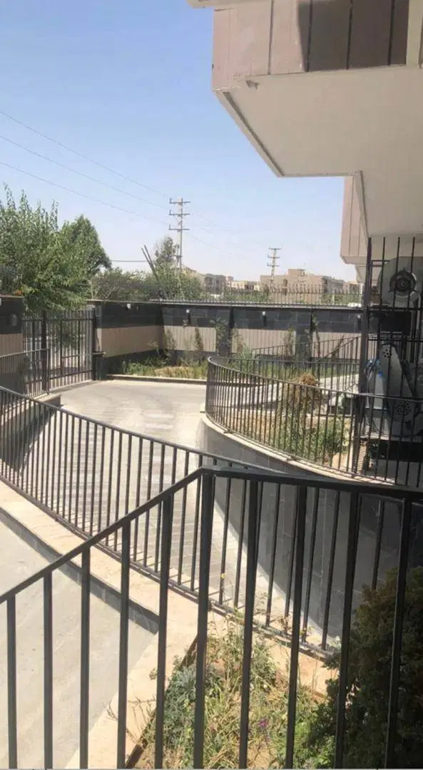 اپاتمان ۱۲۰متری بهار عربی کلید نخورده