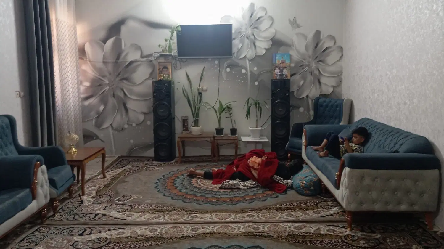 اپارتمان سه خانواری