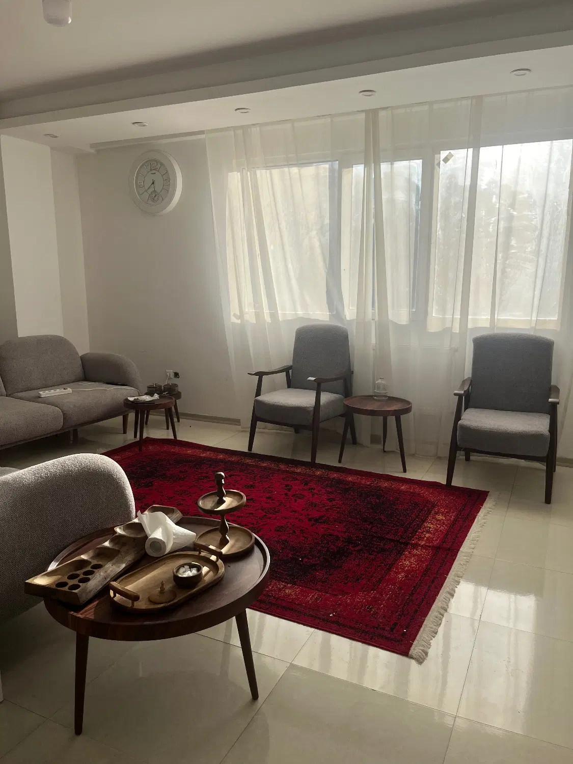 آپارتمان دو خواب شیک و تمیز اول باهنر جنوبی