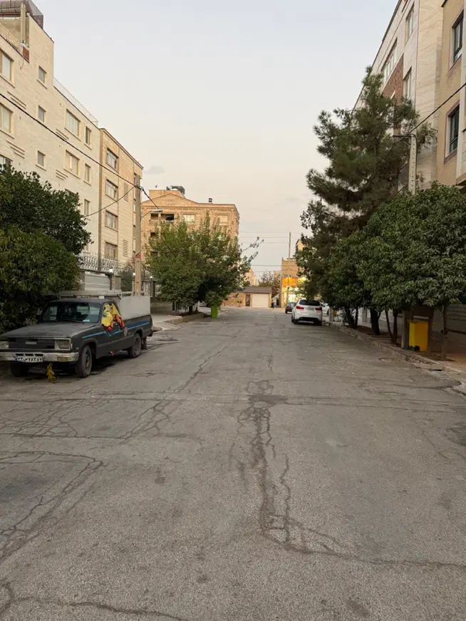 منزل ویلایی دربست ۳۰۰ متری سفیرشمالی
