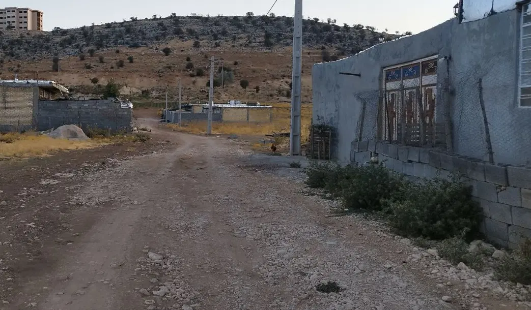 یک قطعه زمین ۲۱۰متر در سرابتاوه بفروش میرسد