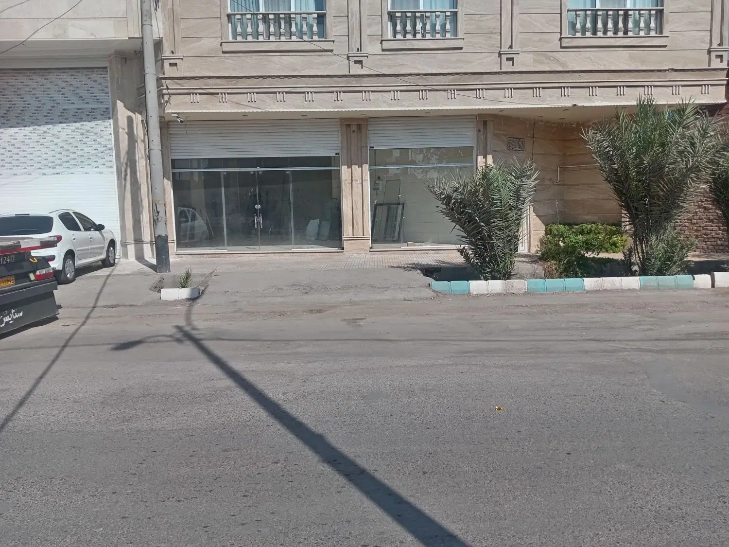 مغازه تجاری