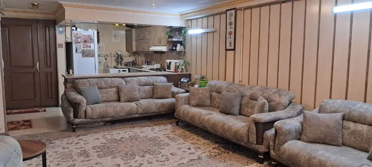 آپارتمان 80متری حاشیه فرهنگ همکف10_500