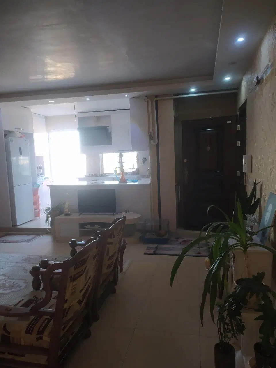 رهن و اجاره دوخوابه 105متری