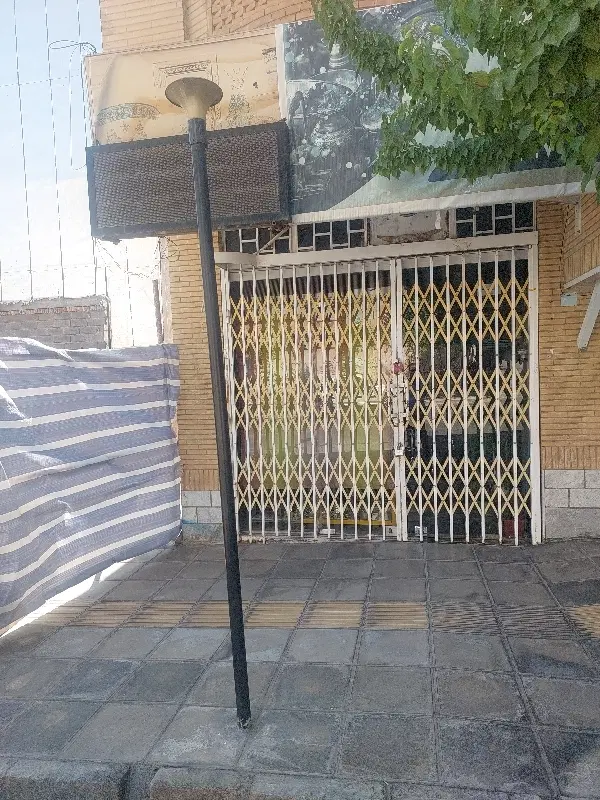 اجاره مغازه ۲۵ متری معراج