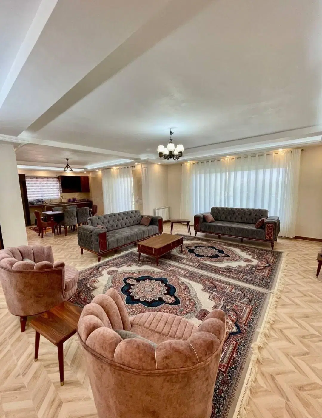 اجاره روزانه وهفتگی سوئیت درنزدیک حرم کد20