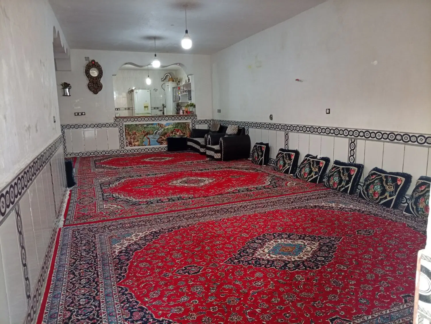 خونه بزرگ ویلایی