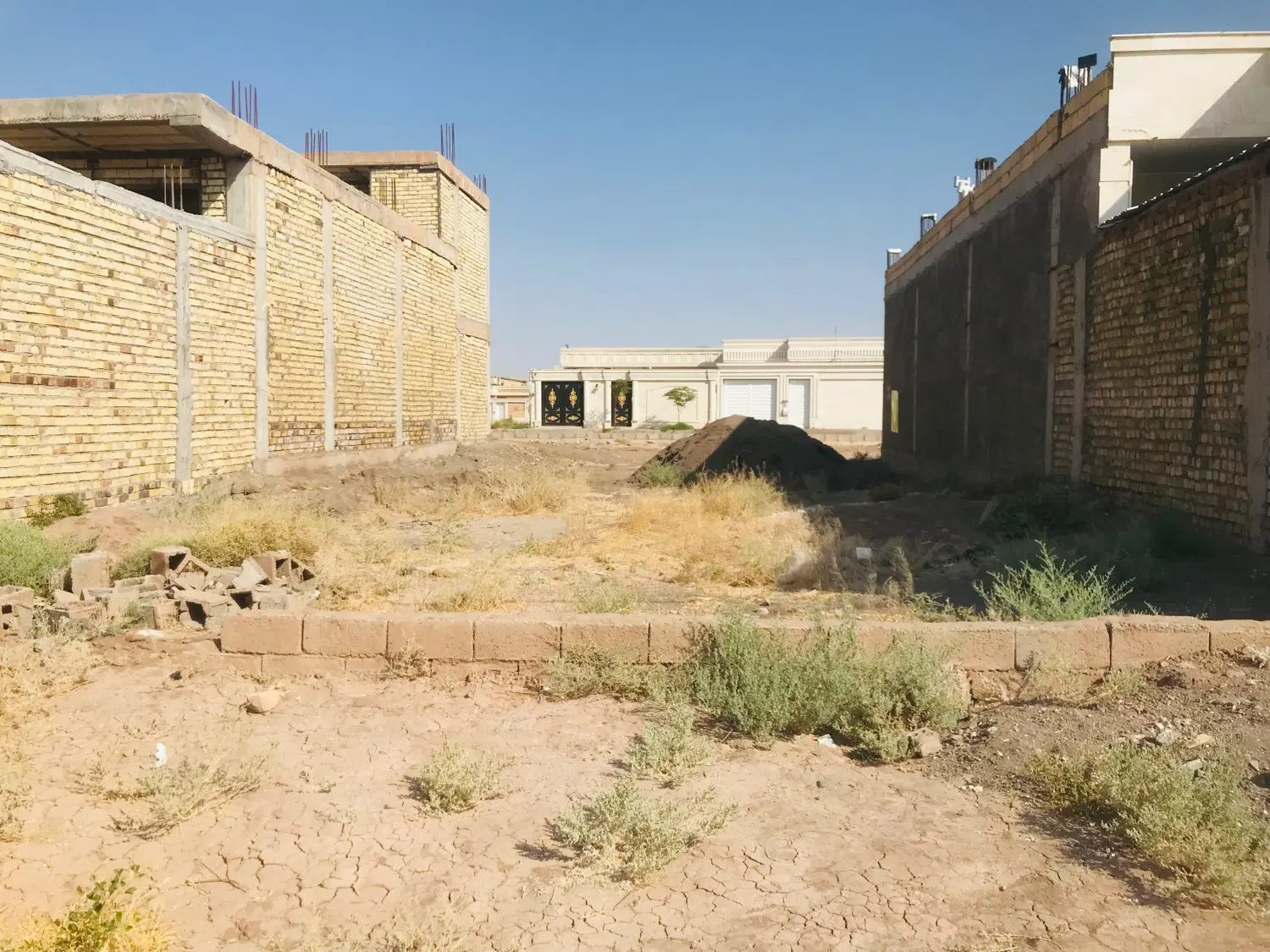 زمین مسکونی فروشی