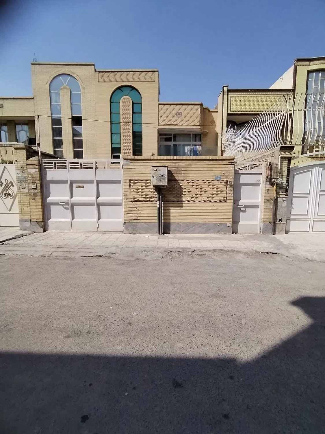 ویلایی فولادشهر C5 سند6دانگ معاوضه با ویلا گل مینا