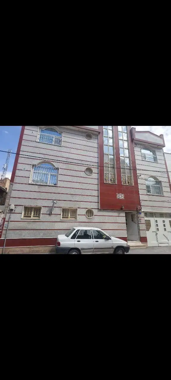 ادبجو گازرانی ۱۲۰ متری سه طبقه