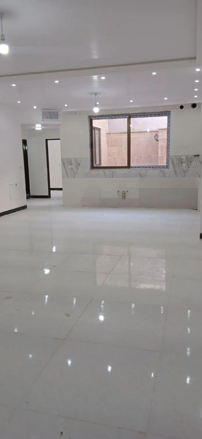 فروش همکف مستقل حیاط دار شهرک دانشگاه