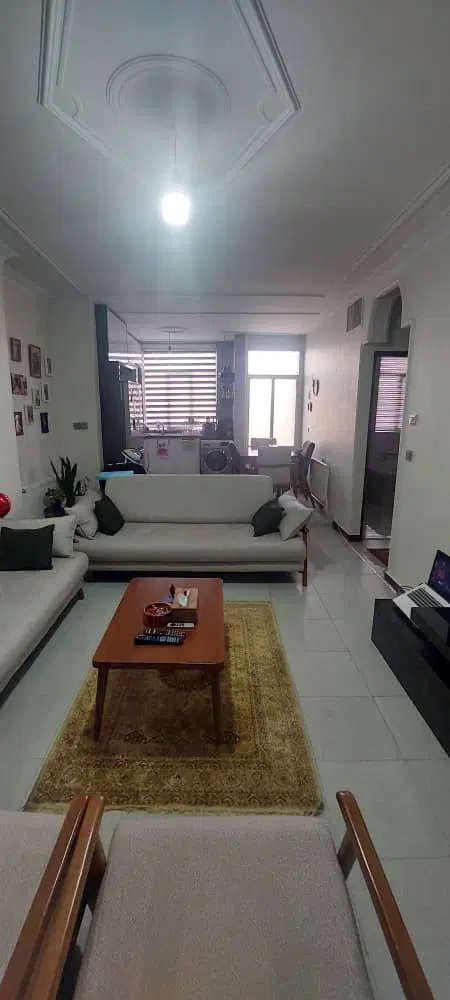 اپارتمان ۵۲متری فول امکانات نما تراورتن روبه افتاب