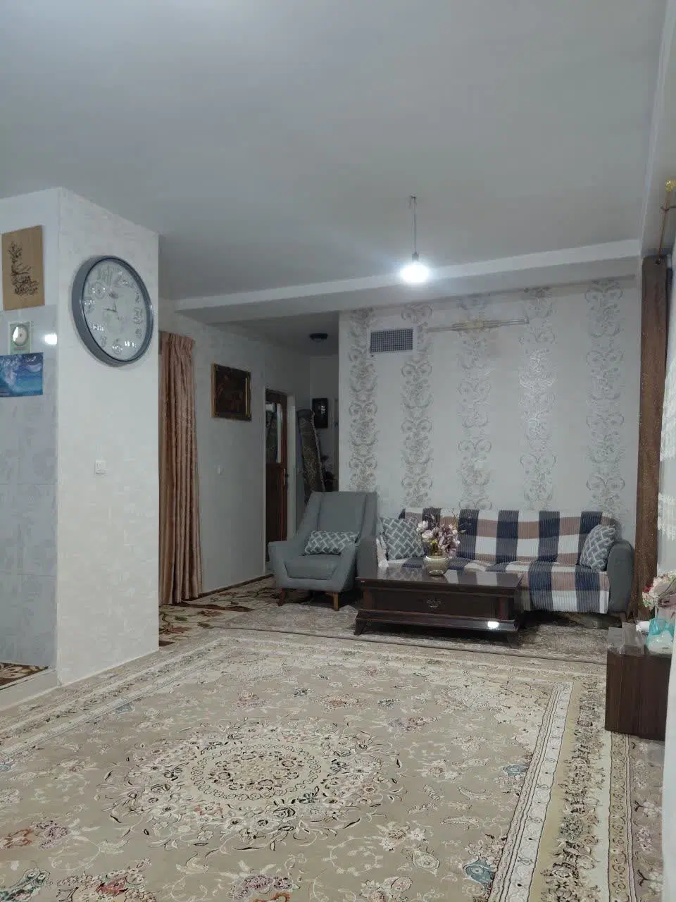 فروش یک واحد آپارتمان