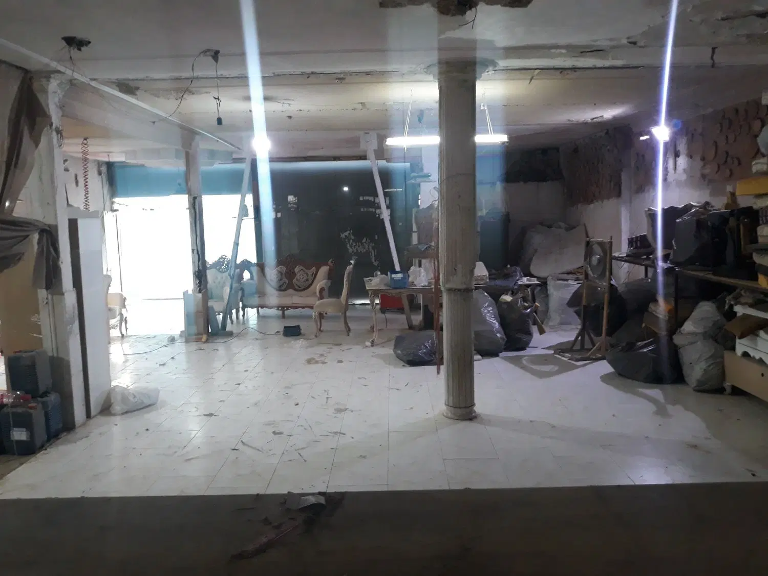 رهن و اجاره مغازه  ۱۶۰متری همکف