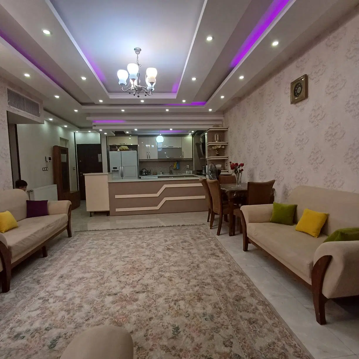 دو خوابه لوکس فول امکانات سفیر شمالی