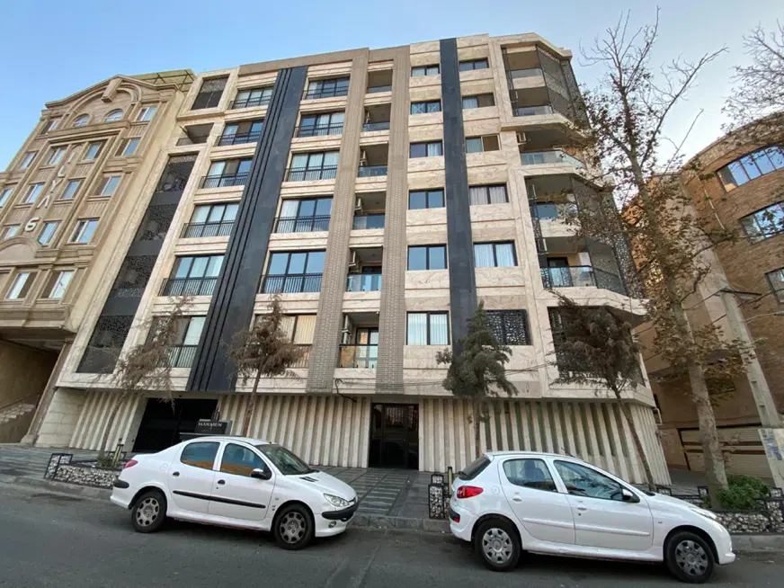 ۲۰۰ متری ۳ خواب خیابان تاجداری