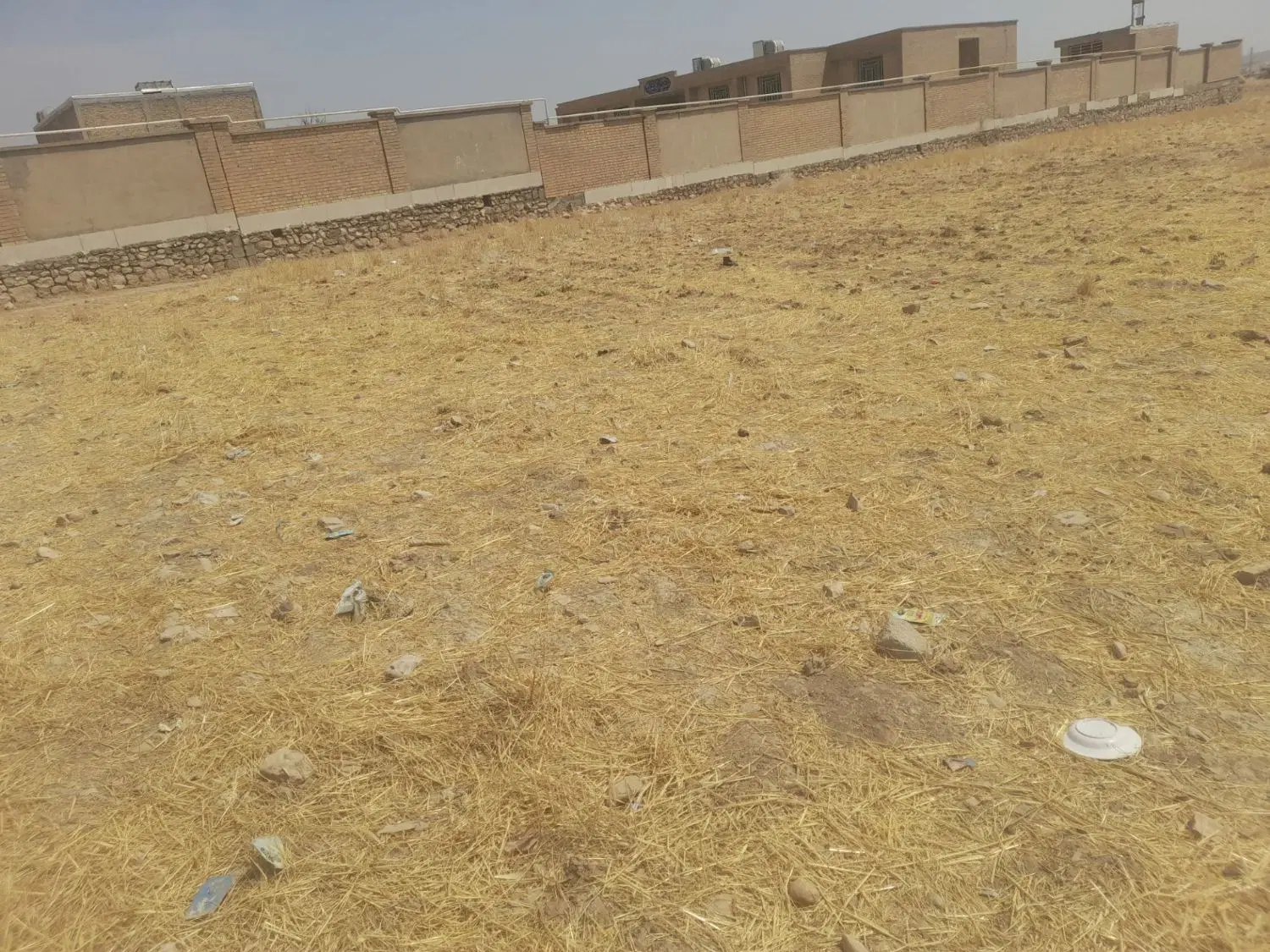 زمین مسکونی