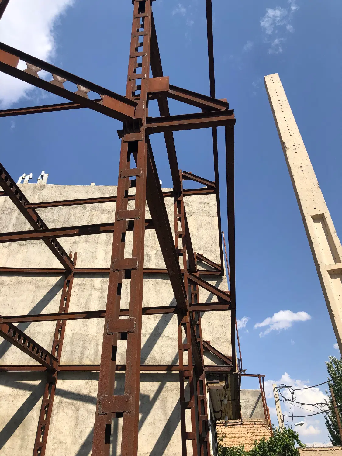 فروش ساختمان نیمه ساخته