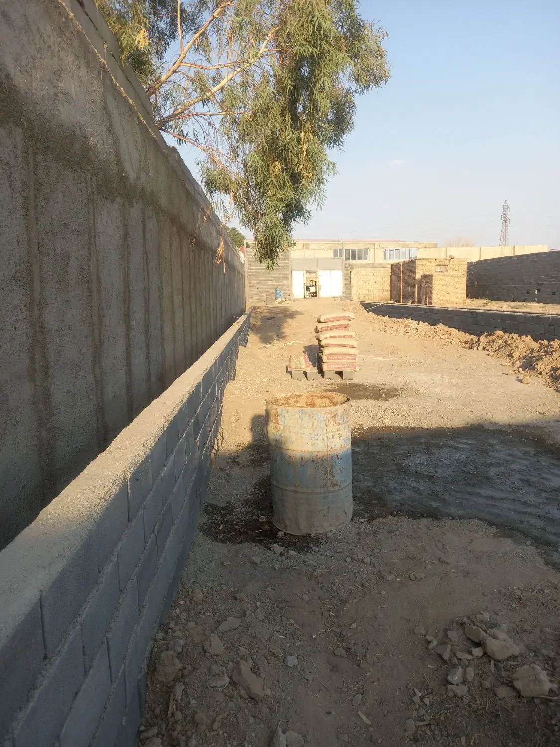 چهار دیواری پاکدشت طرح سازان