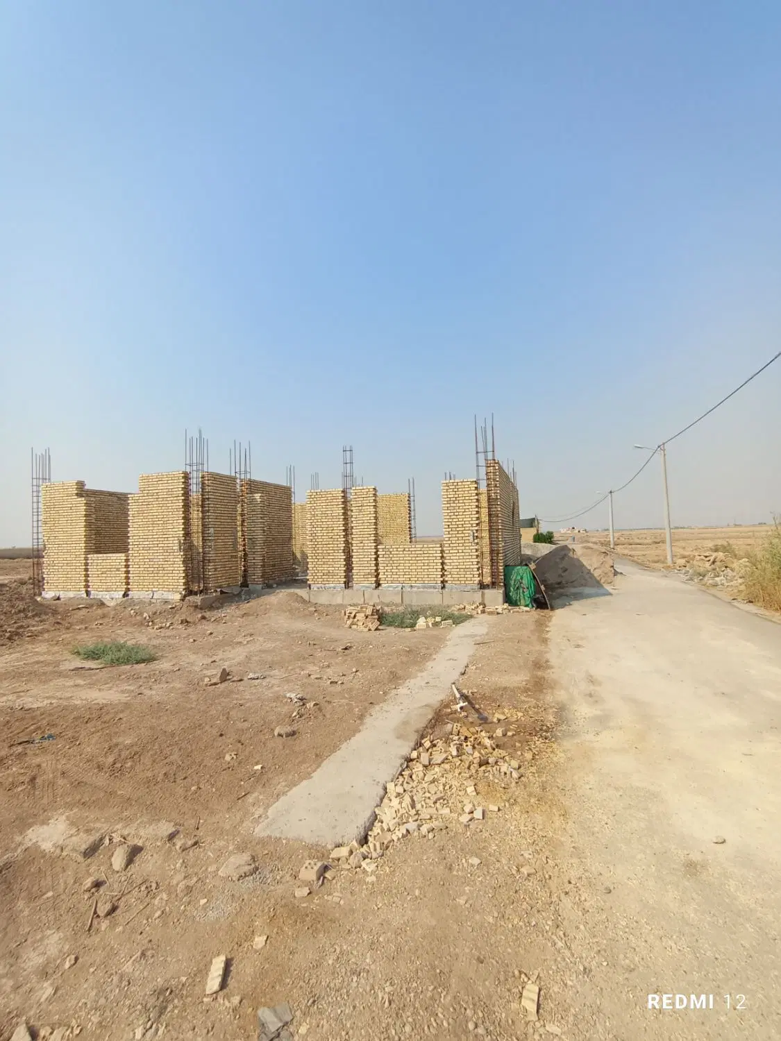 خانه زیر سقف روستای شلهه حاج حسین
