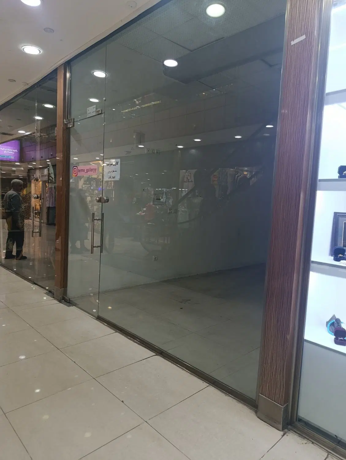 فروش مغازه پاساژ والمان (شهناز)