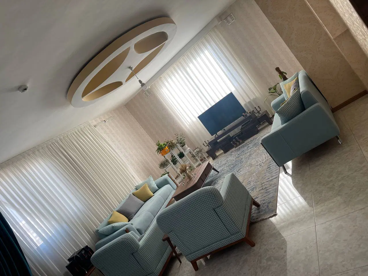 اپارتمان106 متری  8 واحدی مجیدیه 49 دونبش