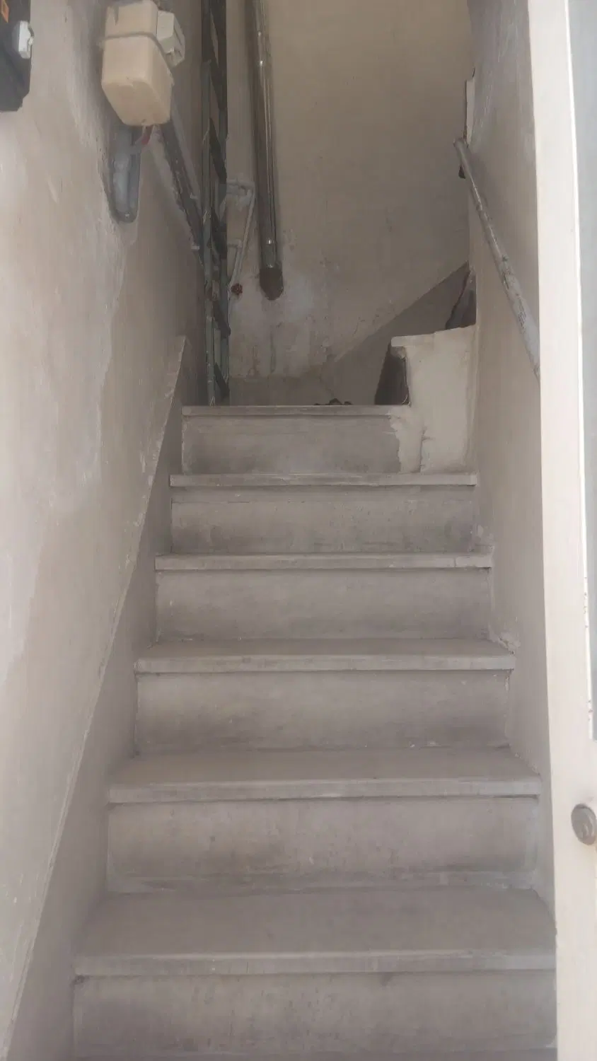 مسکونی دربست ۴۰ متری