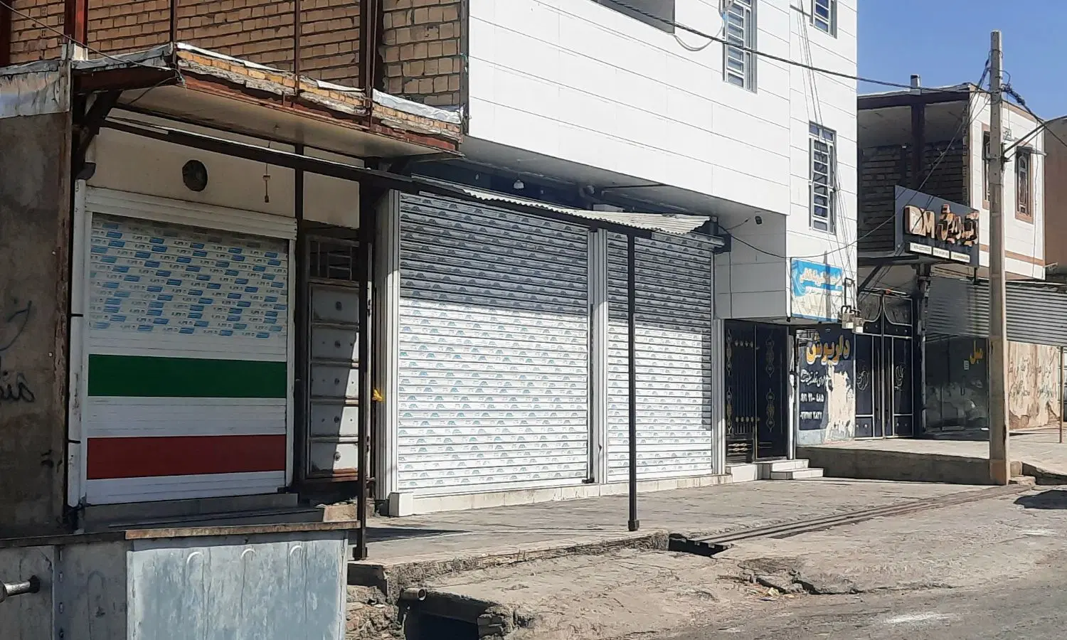 اجاره مغازه دو نبش و بزرگ جنب پلیس +۱۰